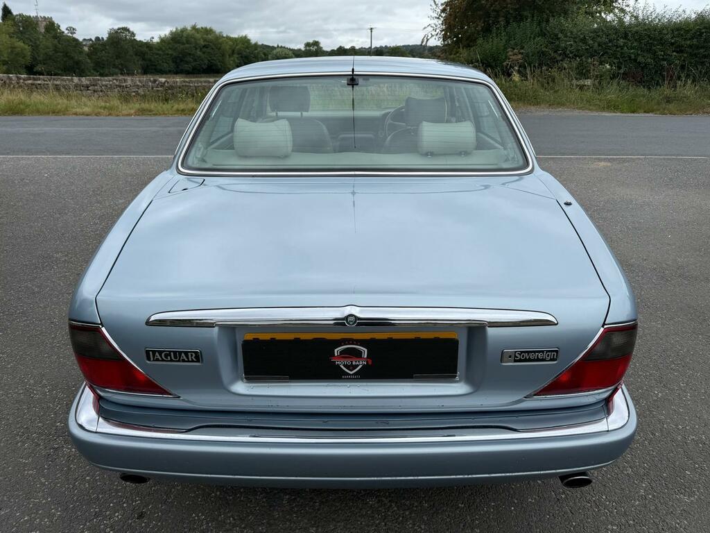 Jaguar XJ He Red #4