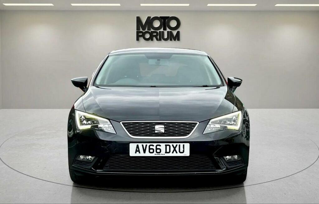 Seat Leon Hatchback 1.6 Tdi Se Dynamic Technology Euro 6 S AV66DXU Black #2