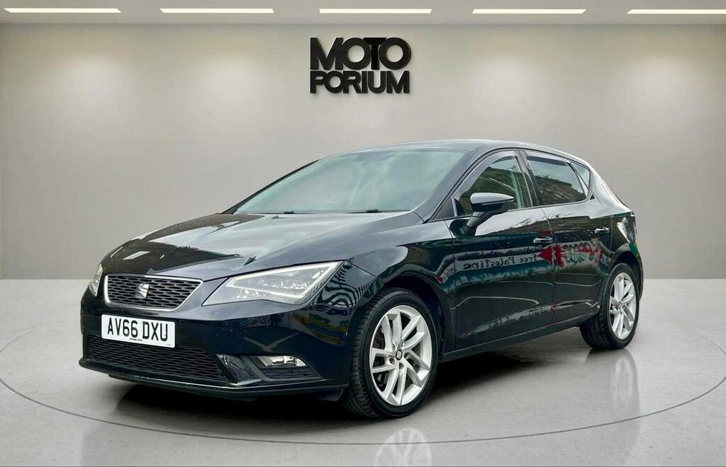 Seat Leon Hatchback 1.6 Tdi Se Dynamic Technology Euro 6 S AV66DXU Black #3