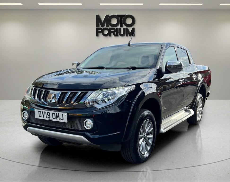 Mitsubishi L200 Pickup 2.4 Di-d Dc Barbarian 4Wd Euro 6 DV19OMJ Black #4