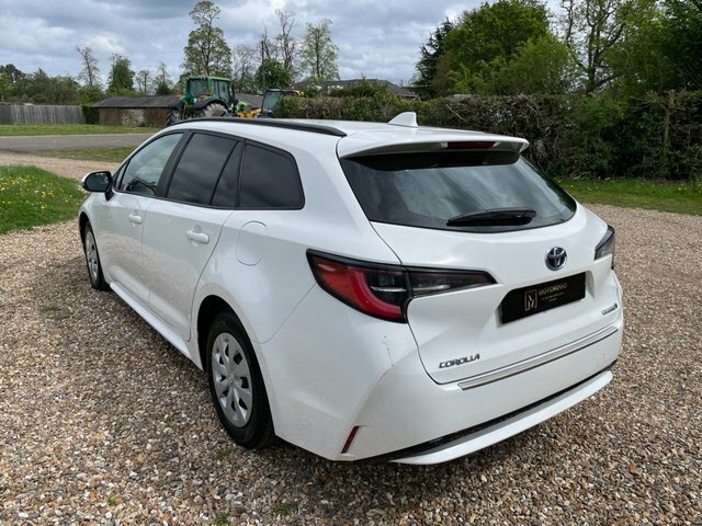 Toyota Corolla Automatic AP22GMF White #4