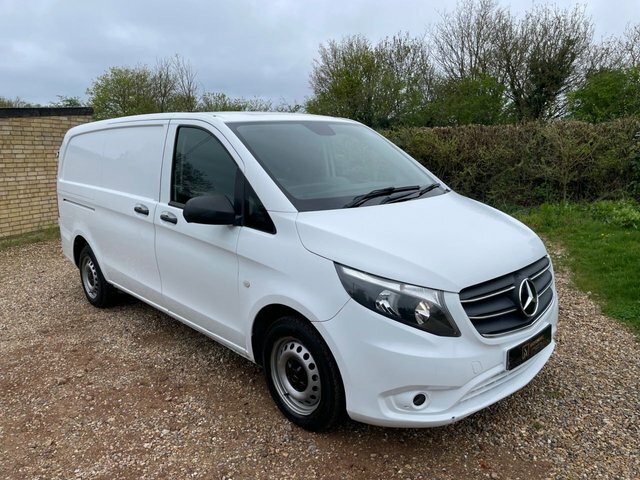 Mercedes-Benz Vito Manual WN70YOE White #2