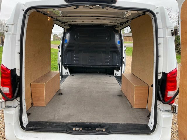 Mercedes-Benz Vito Manual WN70YOE White #4