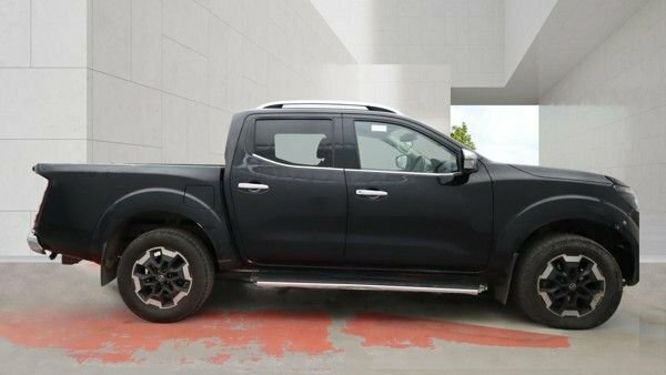 Nissan Navara Automatic ESZ8751 Black #3