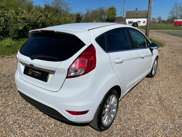Ford Fiesta Manual YJ15OSX White #6