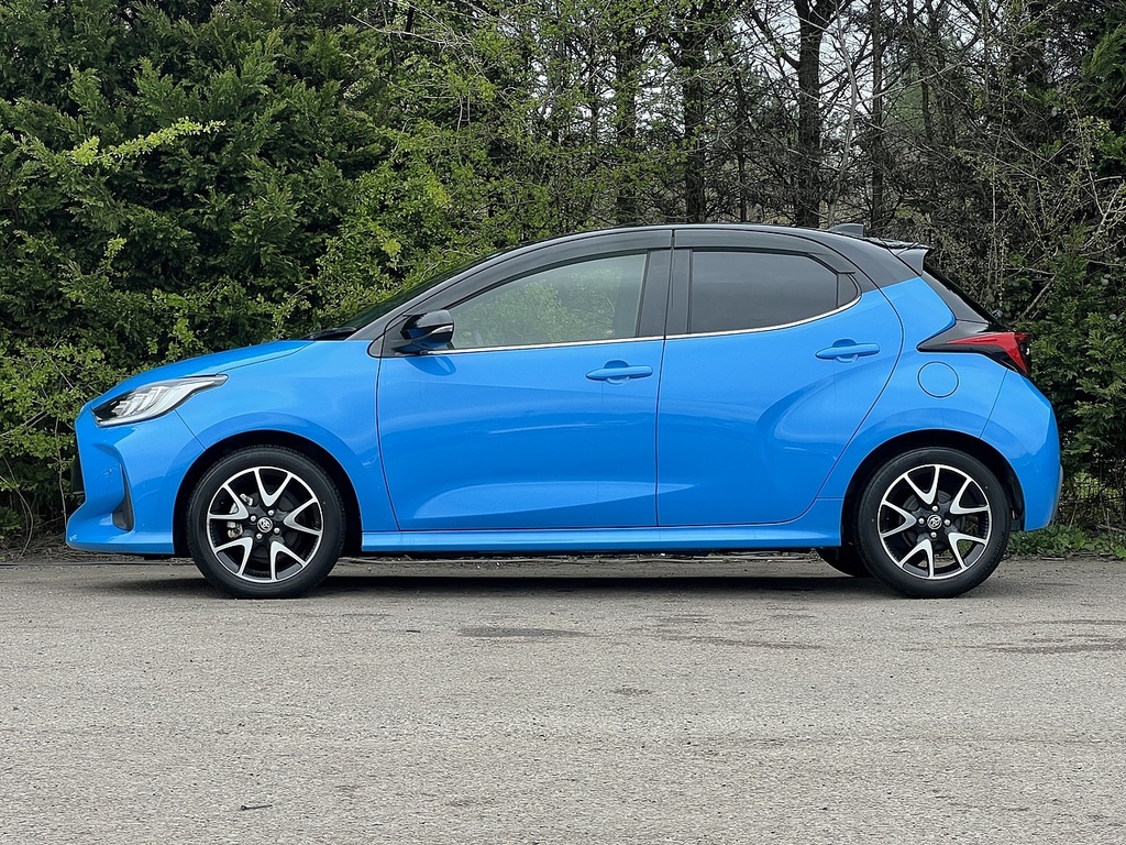 Toyota Yaris Hybrid Z #5