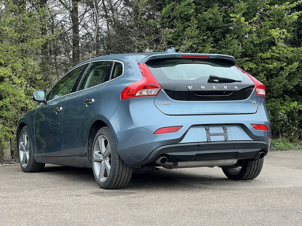 Volvo V40 T4 Se GN64JHZ #6