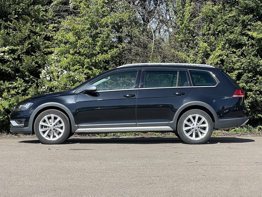 Volkswagen Golf Alltrack Alltrack Tsi 4Motion Dsg Black #5
