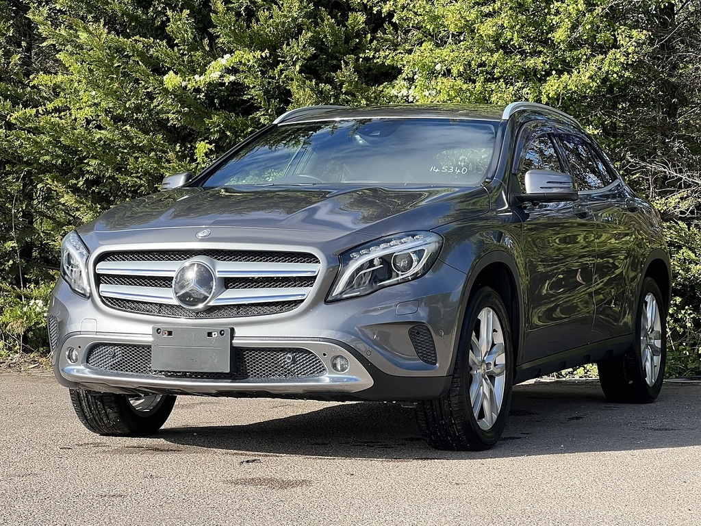 Mercedes-Benz GLA Class Gla250 Se Suv 7G-dct 4Matic #3