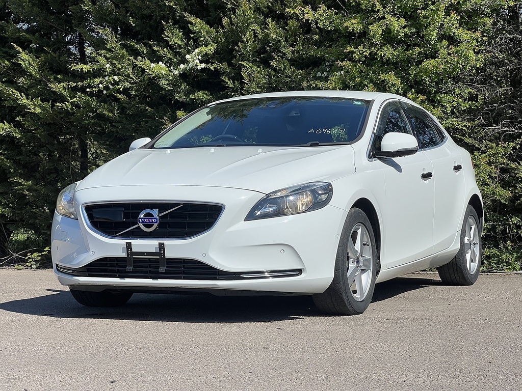 Volvo V40 T4   #3