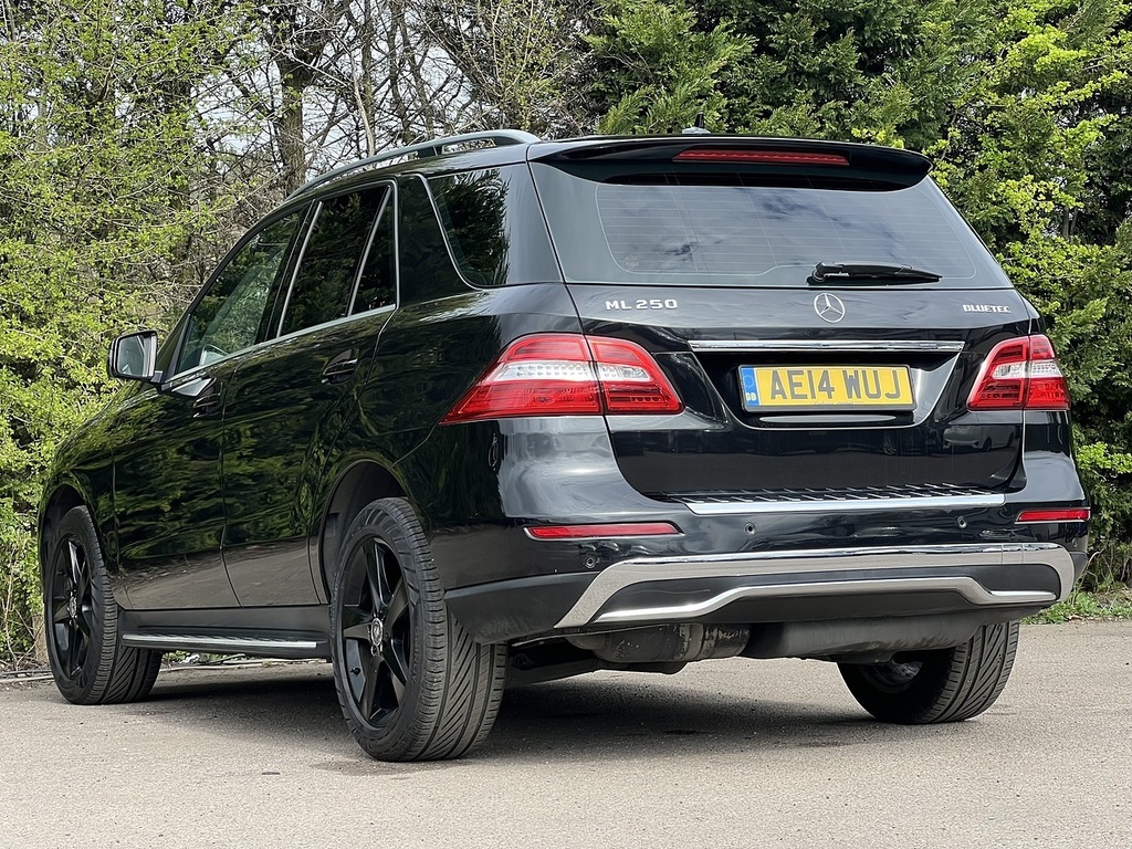 Mercedes-Benz M Class Ml250 Bluetec Se AE14WUJ Black #6