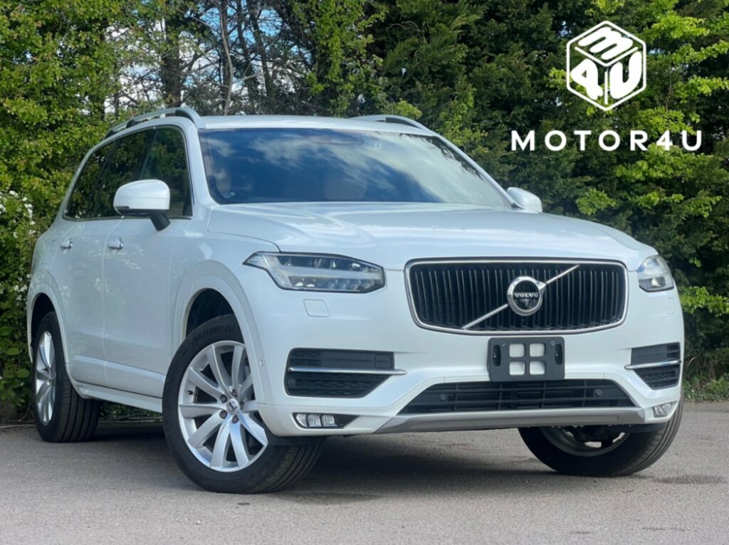 Volvo XC90 T5 Momentum Awd White