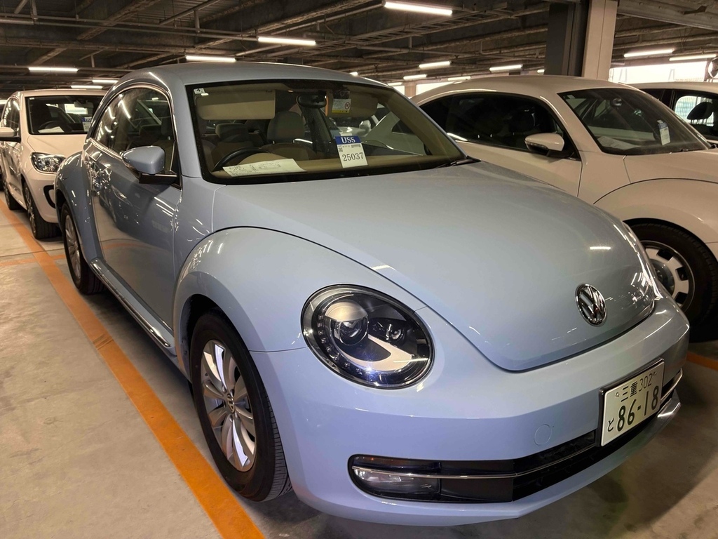 Volkswagen Beetle Design Tsi Dsg #2
