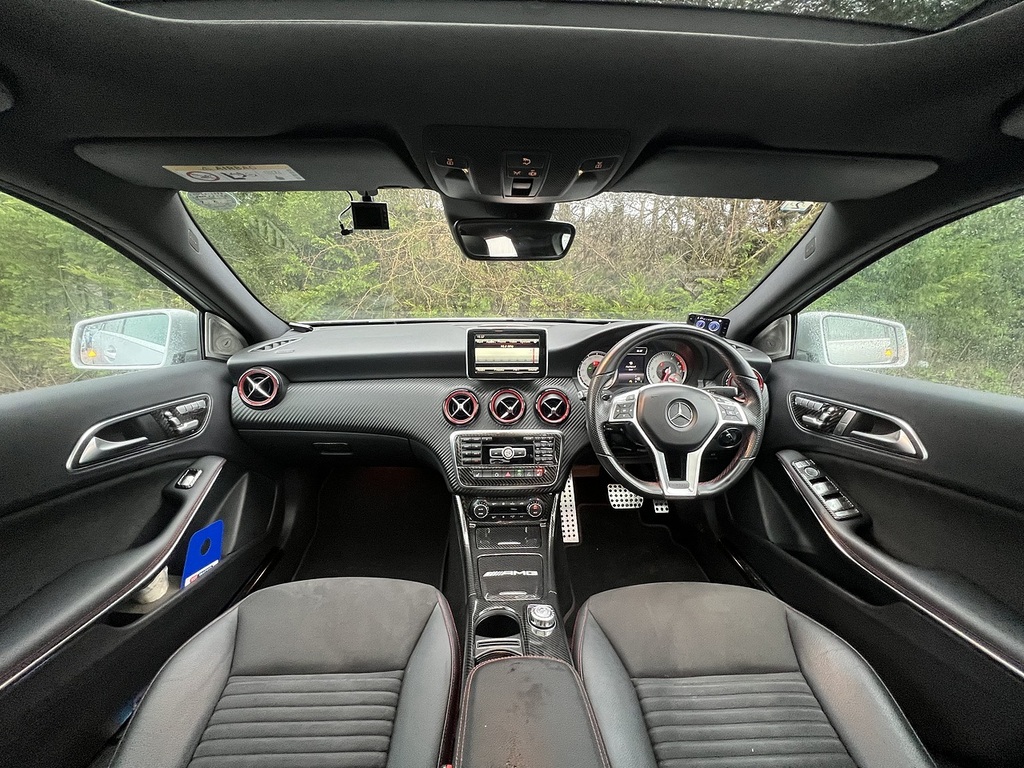 Mercedes-Benz A Class A 250 4Matic Amg Line Premium GN15HKZ #2