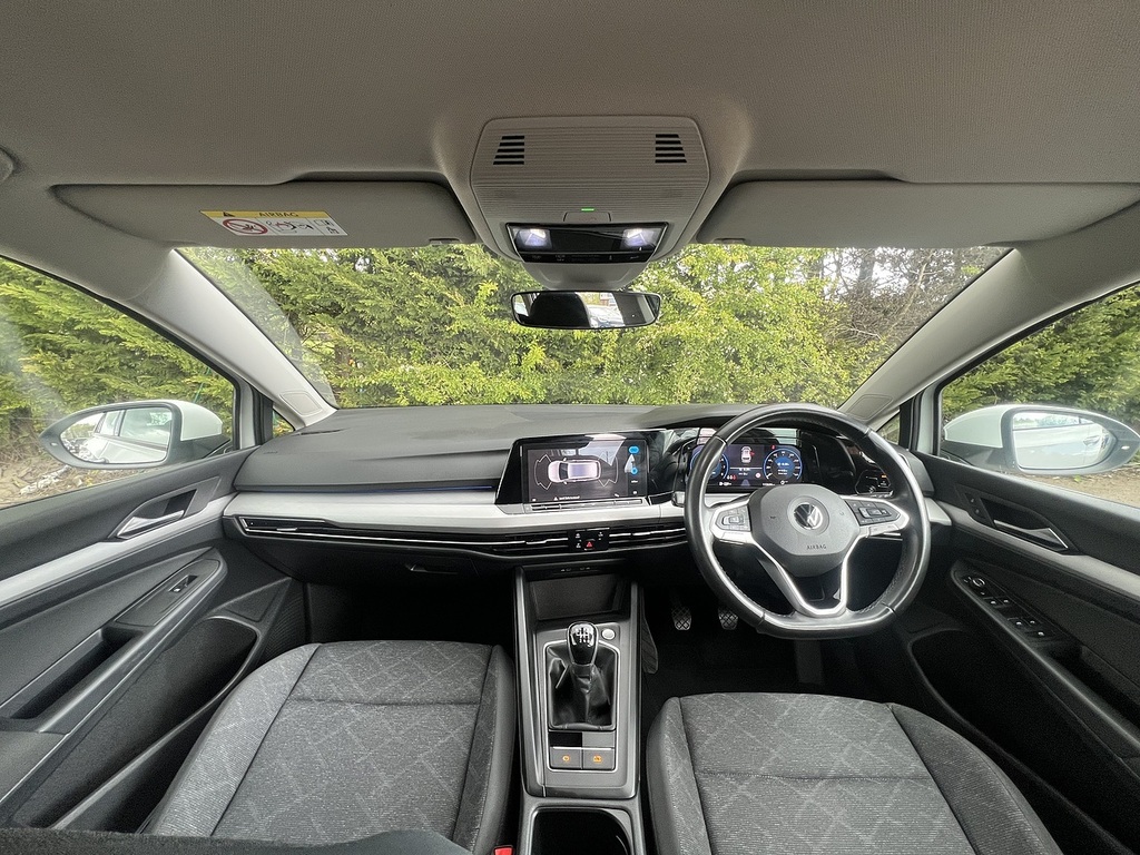 Volkswagen Golf Tsi Life AJ21SXG White #2