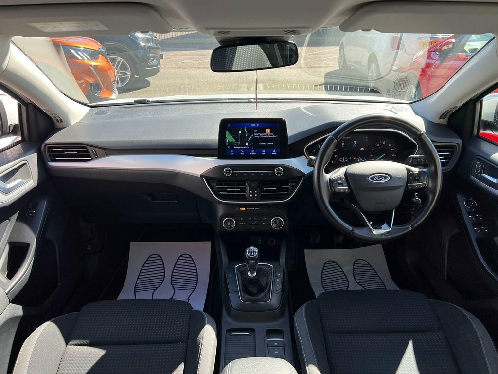 Ford Focus 1L Zetec DV68EUO White #2