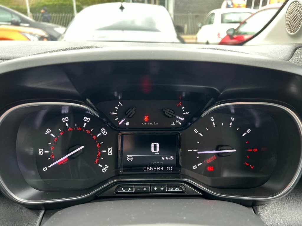 Citroen C3 Aircross 1.2L Rip Curl OV68MEU White #3