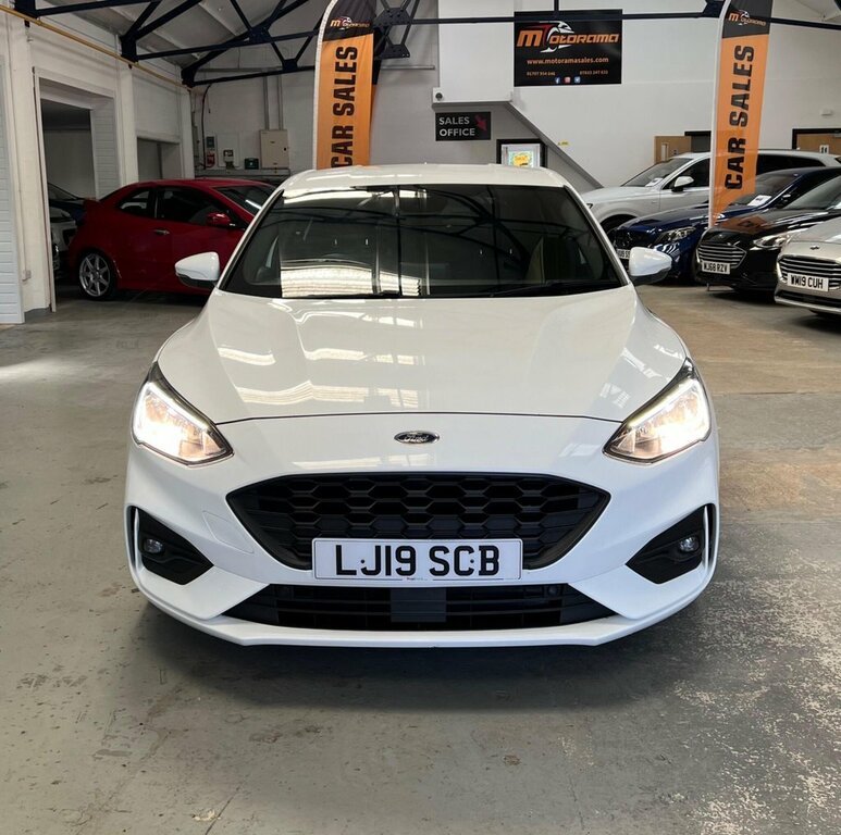 Ford Focus 1.5L St-line X LJ19SCB White #5