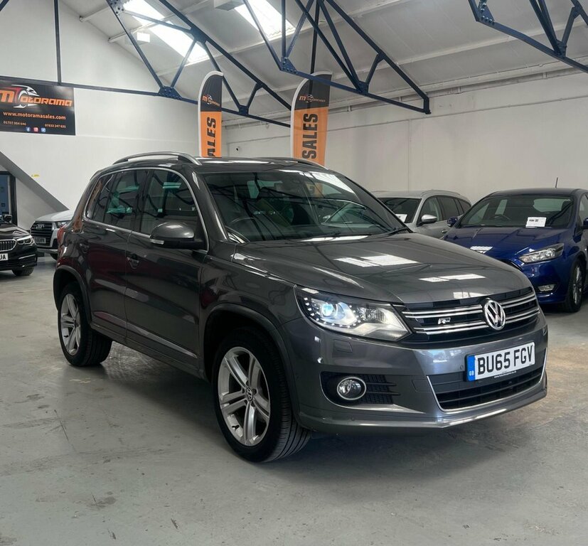 Volkswagen Tiguan 2L R-line BU65FGV Grey #4