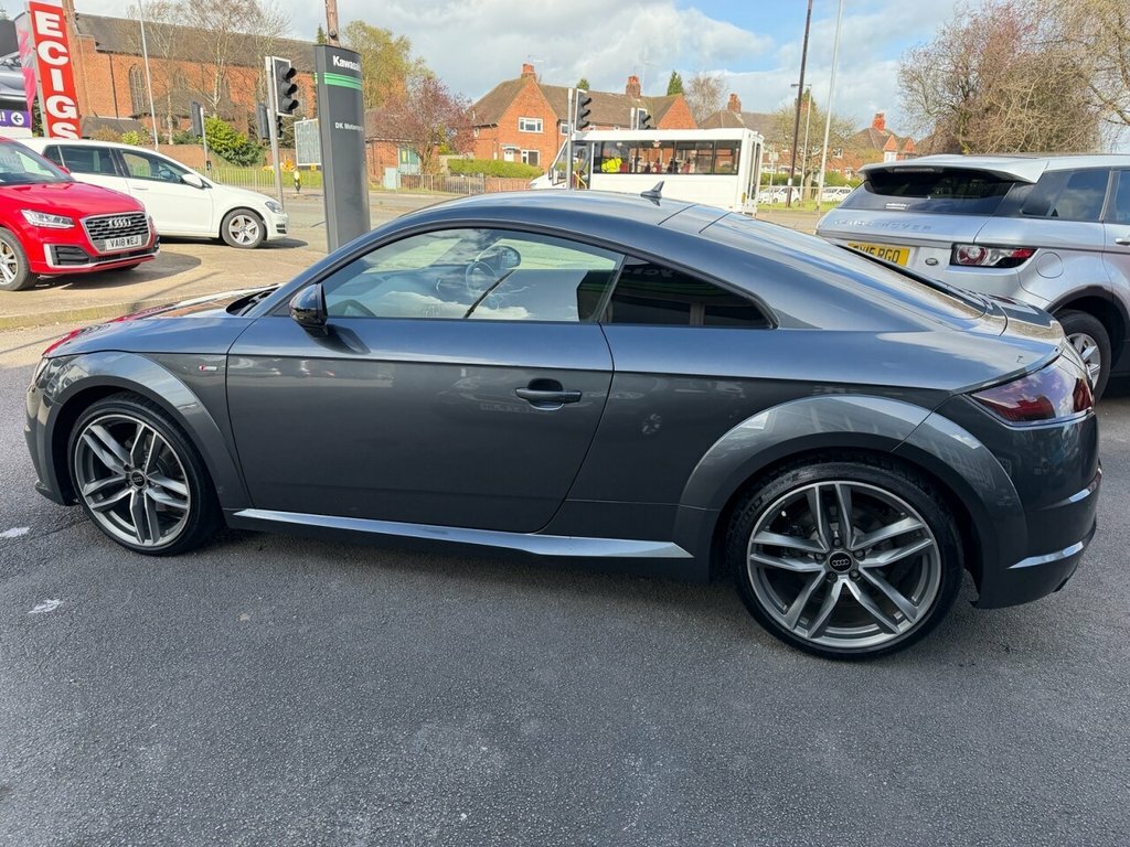Audi TT 2L Black Edition TT67NTO Grey #6