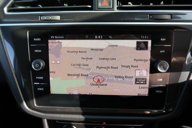 Volkswagen Tiguan 2.0 Tdi Se Navigation Suv Dsg 4Motion E GM18PWX Grey #6