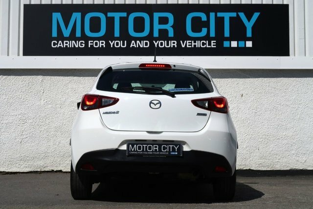 Mazda 2 1.5 Skyactiv-g Se Hatchback Euro BJ17VOP White #6
