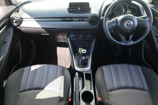 Mazda 2 1.5 Skyactiv-g Se Hatchback Euro BJ17VOP White #2