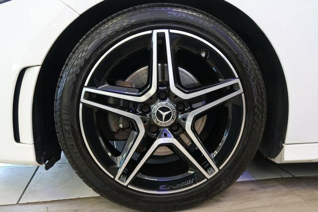 Mercedes-Benz A Class 1.3 A200 Amg Line Hatchback Euro BJ69HCF White #6