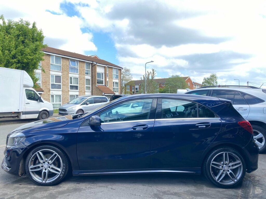 Mercedes-Benz A Class 1.5 A180d Amg Line 7G-dct Euro 6 Ss BJ18BVL Blue #6