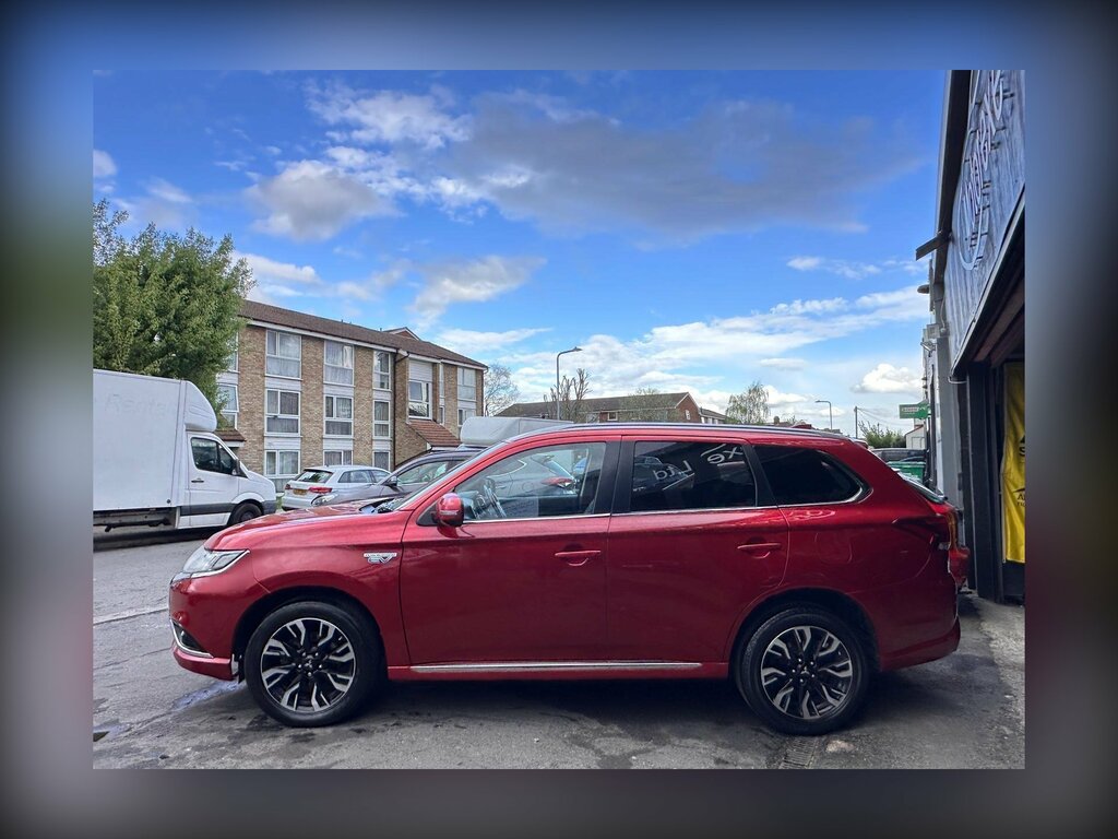 Mitsubishi Outlander 2.0H 12Kwh Gx3h Cvt 4Wd Euro 6 Ss Red #5