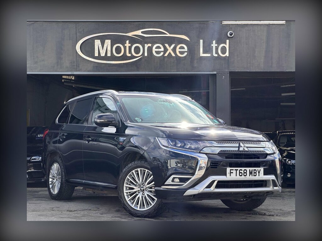 Mitsubishi Outlander 2.4H Twinmotor 13.8Kwh 4H Cvt 4Wd Euro 6 Ss Black