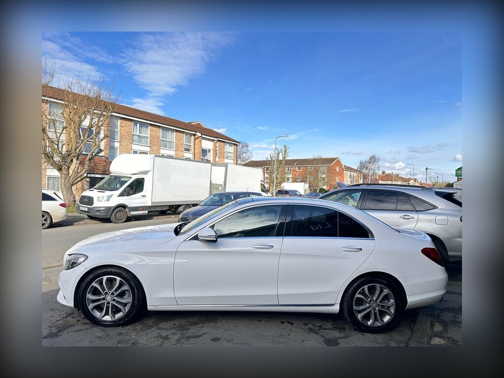 Mercedes-Benz C Class 2.1 C300dh Sport Premium Plus G-tronic Euro 6 OE65EOV White #5