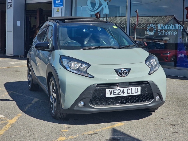 Toyota Aygo X 1.0 Vvt-i Edge Hatchback X-shift Euro 6 Green