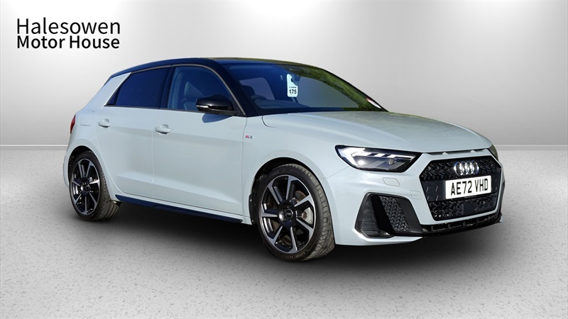 Audi A1 1.0 Tfsi 30 Black Edition Sportback Man AE72VHD Grey #2