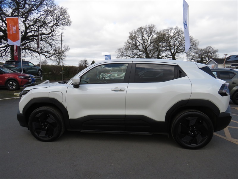 Suzuki  61Kwh Motion Suv Allgrip 183 Ps DV75LLR White #4