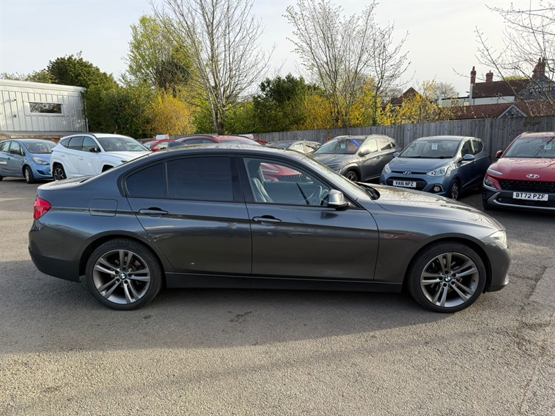 BMW 3 Series 2.0 320D Sport Saloon Xdrive Euro YL17FZU Grey #4
