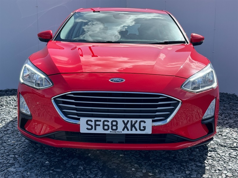 Ford Focus 1.0T Ecoboost Zetec Hatchback Eu SF68XKG Red #2