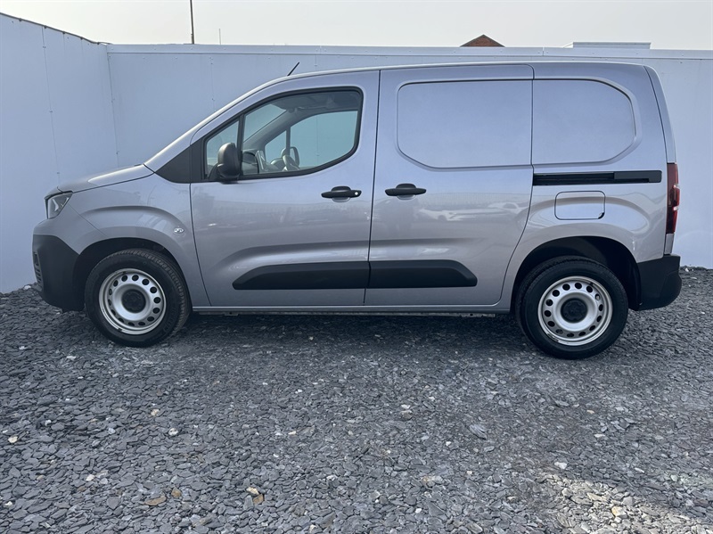 Peugeot Partner 1.5 Bluehdi 1000 Professional Premium Standard P MJ23XVZ Grey #4