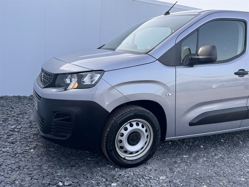 Peugeot Partner 1.5 Bluehdi 1000 Professional Premium Standard P MJ23XVZ Grey #5