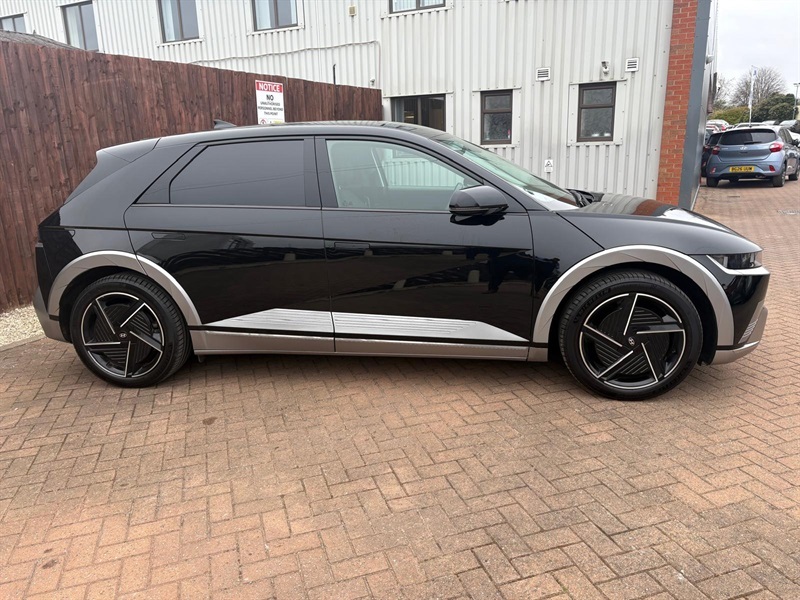 Hyundai Ioniq 5 84Kwh Ultimate Awd BW75PHJ Black #2