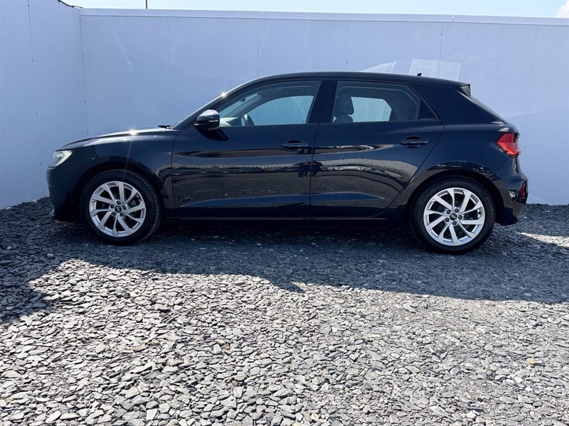 Audi A1 1.0 Tfsi 25 Sport Sportback S Tronic Eu VN70LLD Blue #4