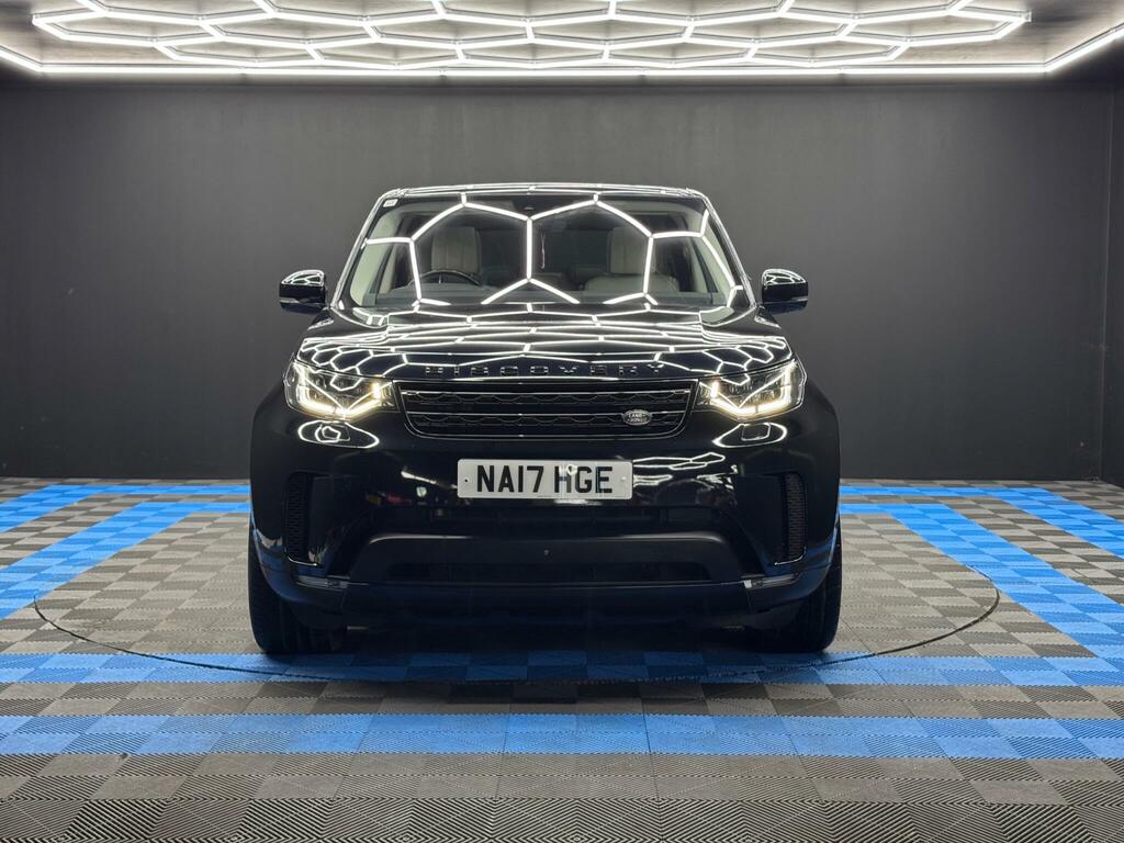 Land Rover Discovery 3.0 Td V6 First Edition 4Wd Euro 6 Ss NA17HGE Black #2