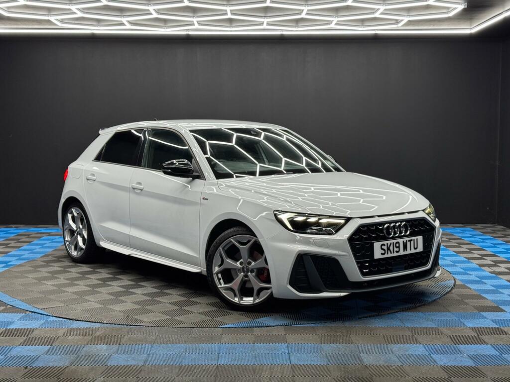 Audi A1 1.5 Tfsi 35 S Line Sportback Euro 6 Ss White
