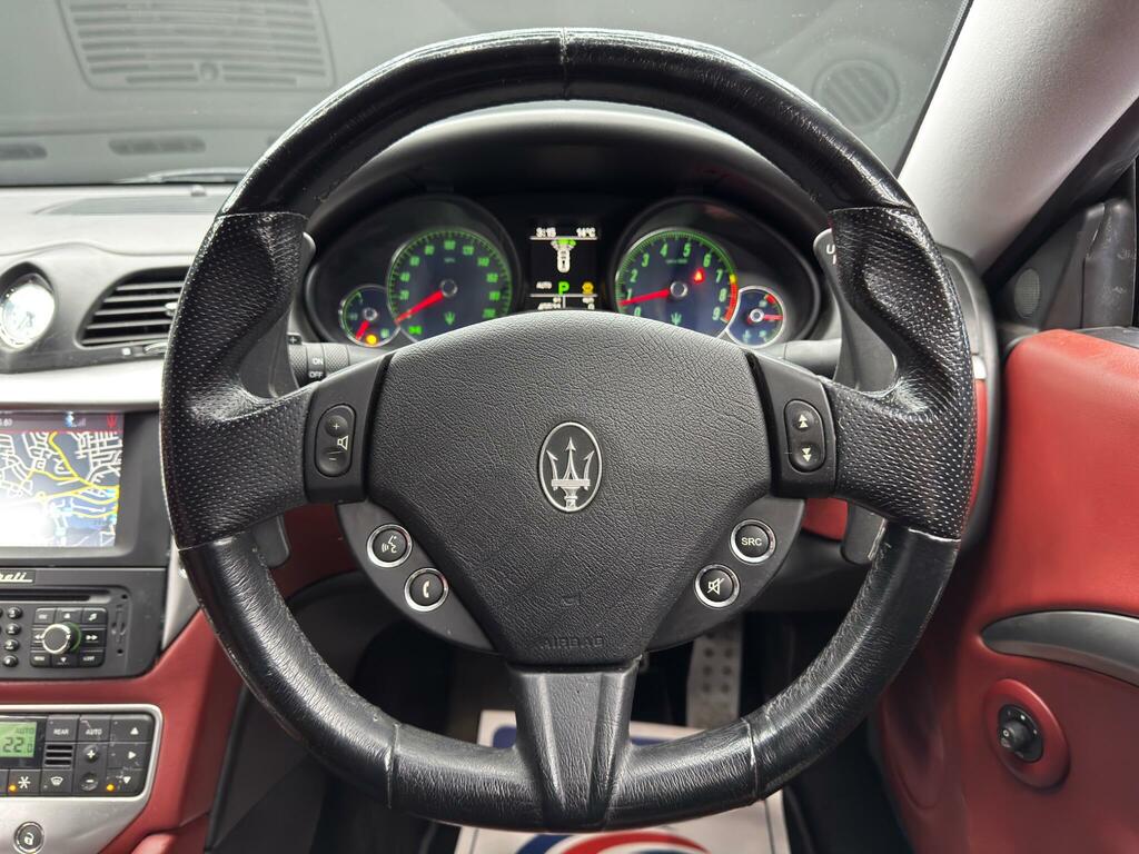 Maserati GranTurismo Sport White #17