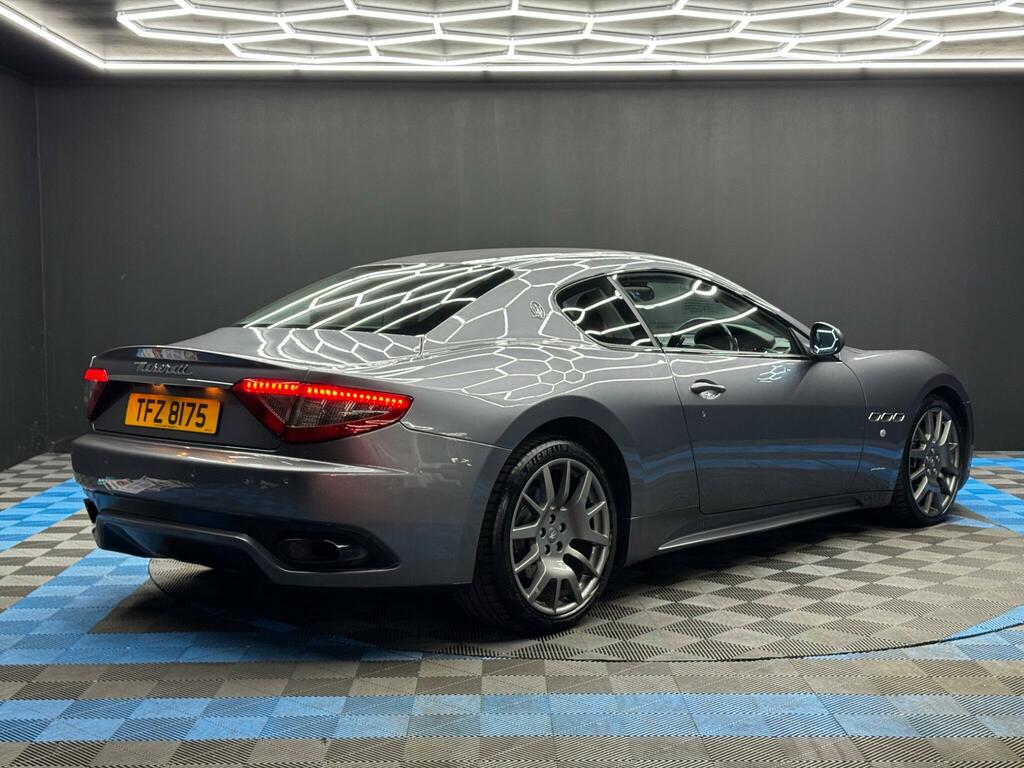 Maserati GranTurismo Sport White #5
