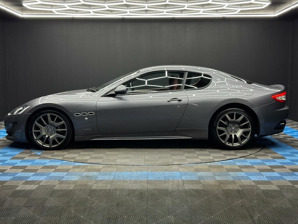 Maserati GranTurismo Sport White #8