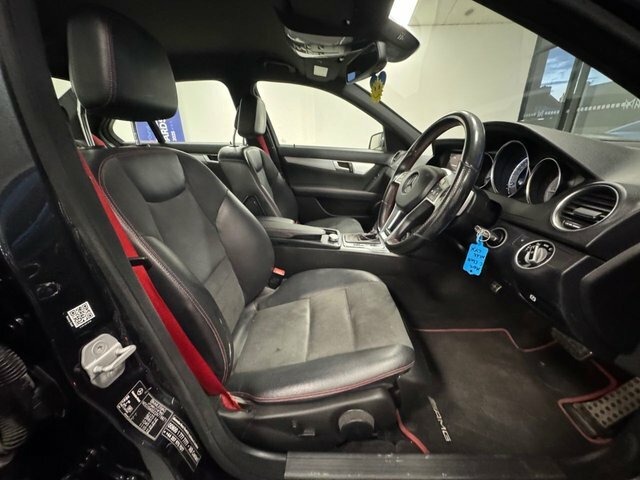 Mercedes-Benz C Class 2012 2.1 C220 Cdi Blueefficiency Amg Sport Plus Sa NL62LYX Black #3