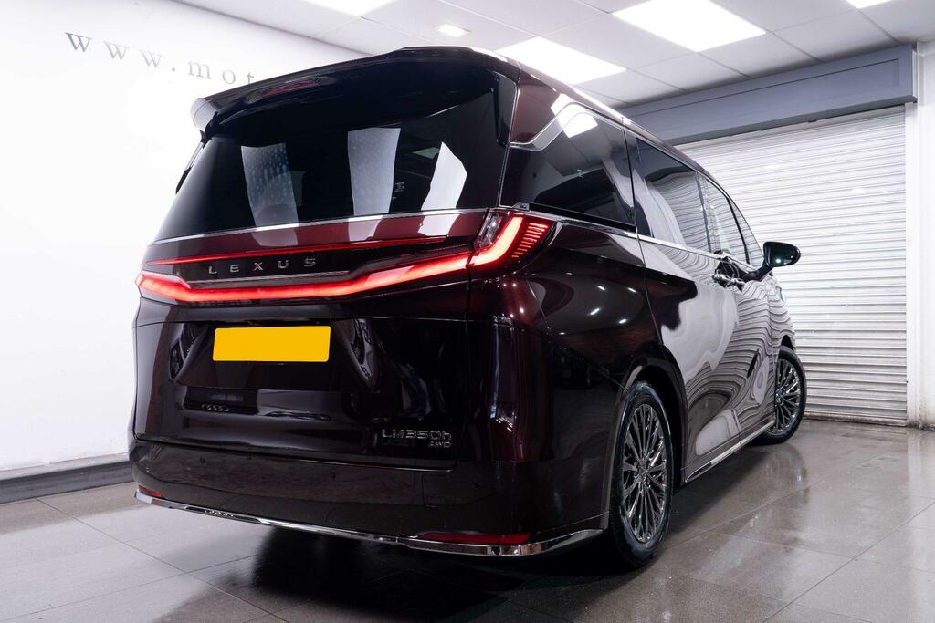 Lexus LM 2.5 350H Takumi Mpv Hybrid E-cvt Awd Eu Red #4