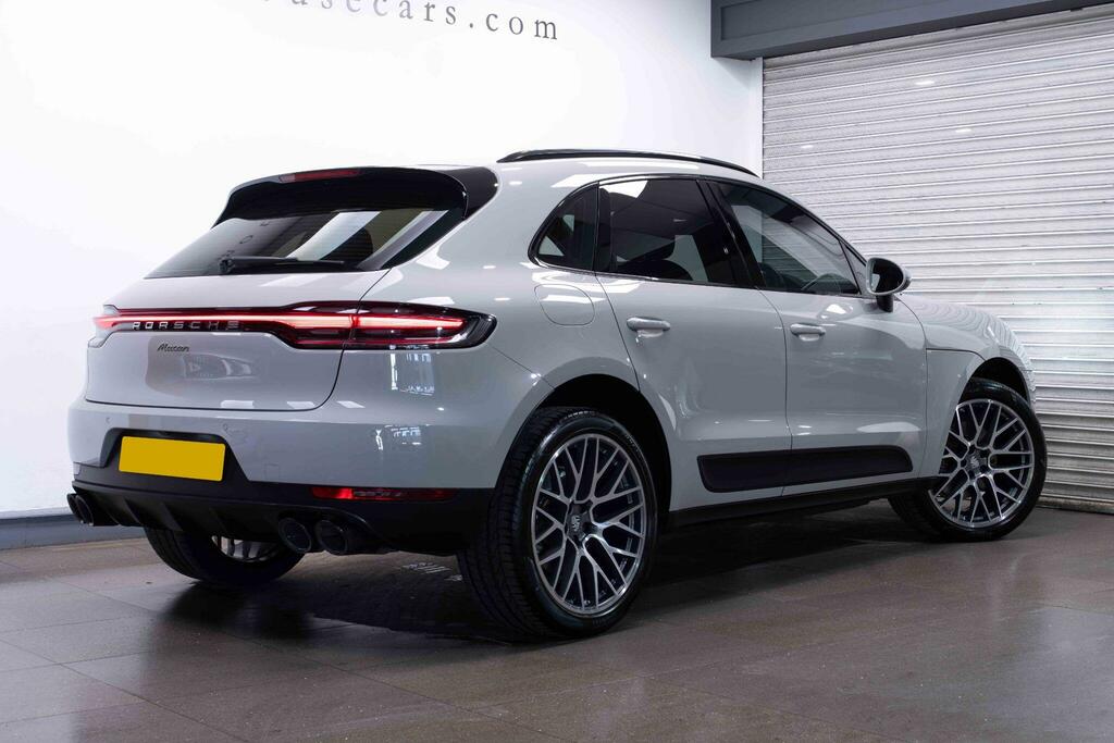 Porsche Macan 2.0T Pdk 4Wd Euro 6 Ss RJ68AEZ Grey #2