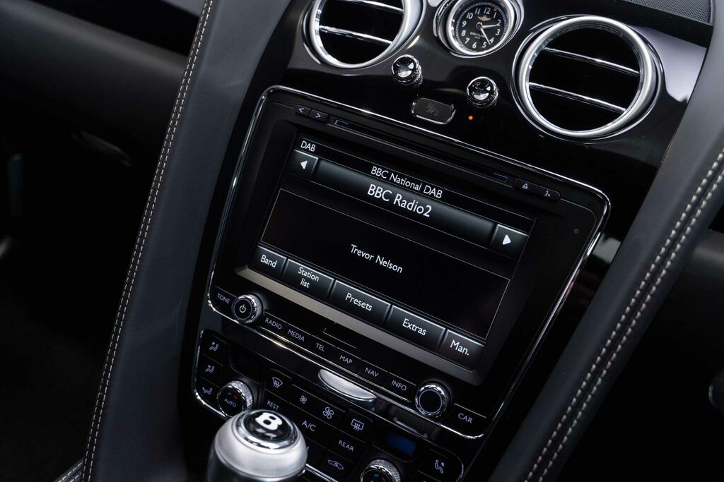 Bentley Flying Spur 4.0 V8 Black #15